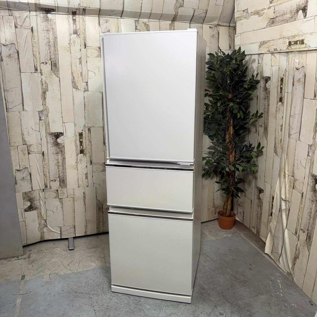 2020年製】MITSUBISHI 三菱 MR-CX27E-W ノンフロン冷凍冷蔵庫 270L