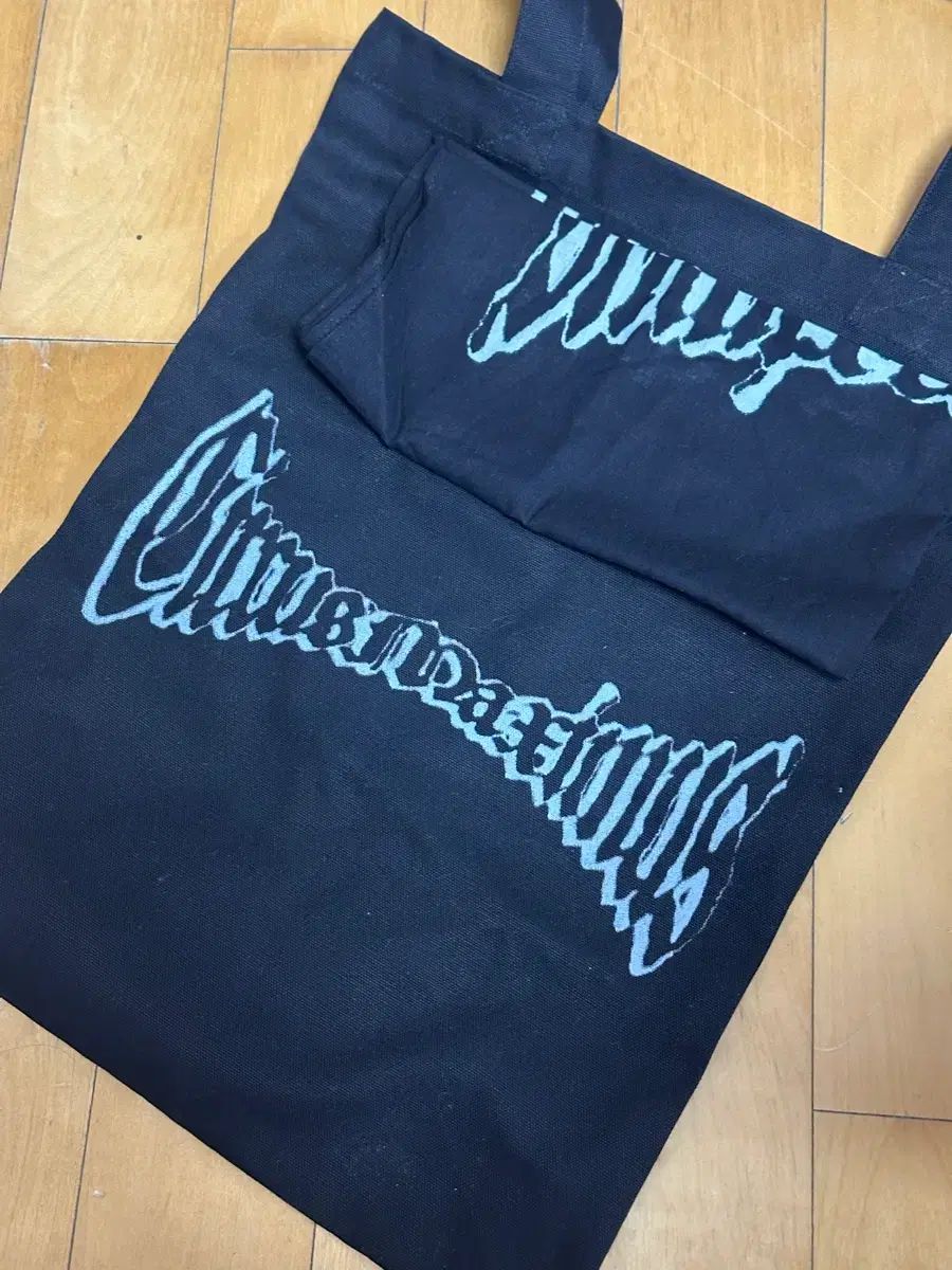 トラヴィススコット コンサート vip md グッズ