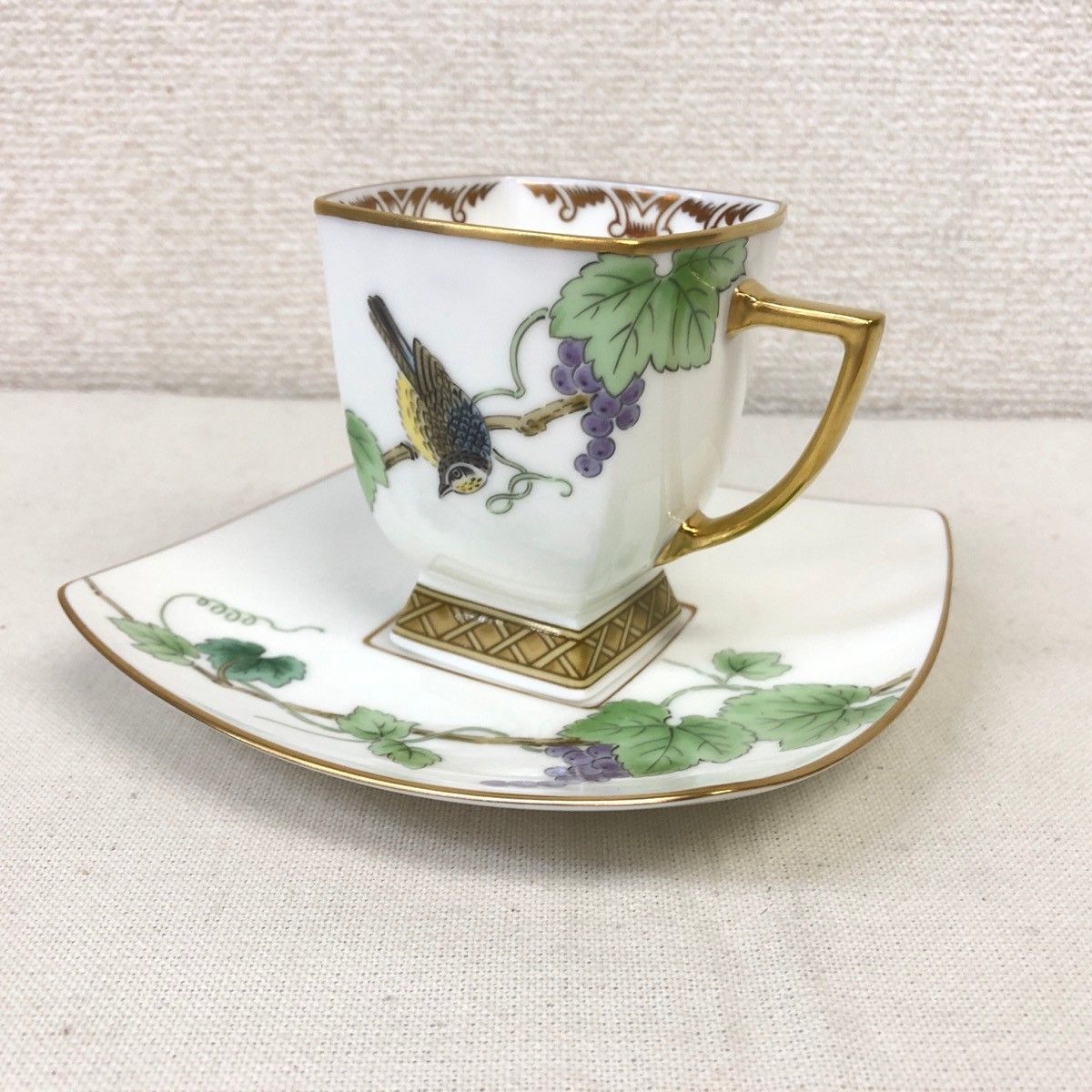 ♥品 中山陶器 花鳥碗皿 ブドウ 角型 N 8355 カップ＆ソーサー 1客 中山製陶所 中山保夫