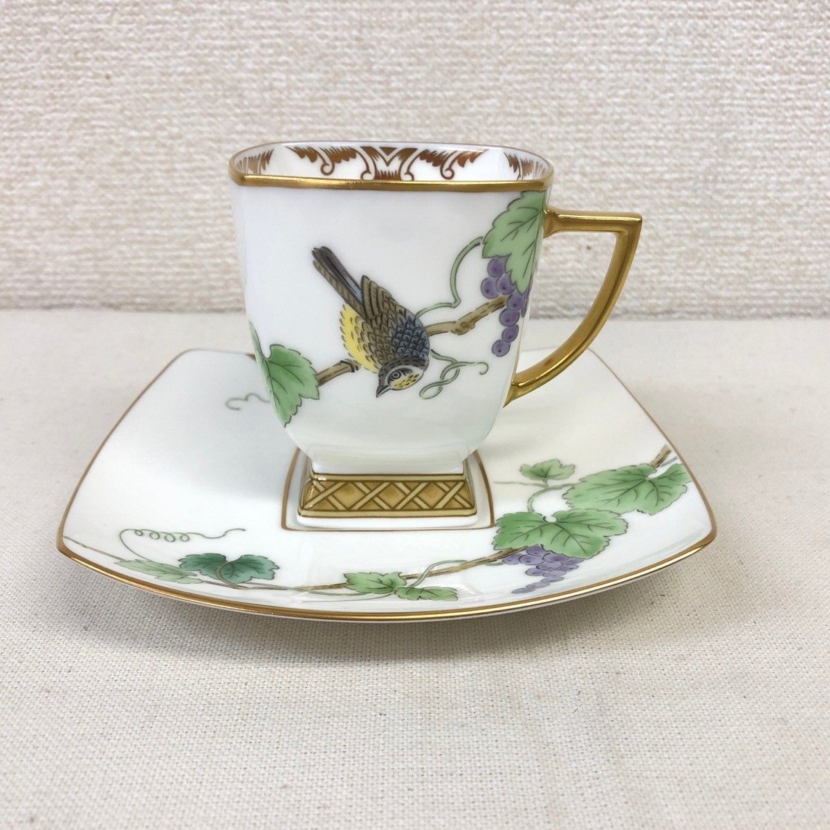 ♥品 中山陶器 花鳥碗皿 ブドウ 角型 N 8355 カップ＆ソーサー 1客 中山製陶所 中山保夫