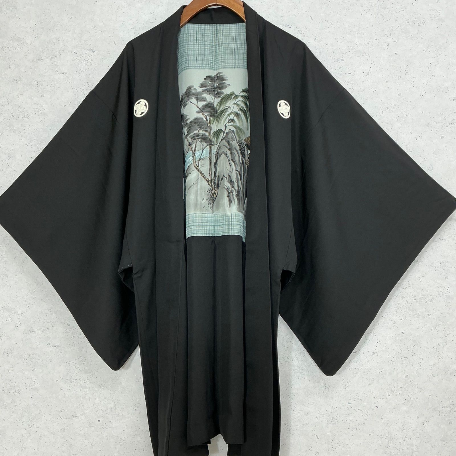 kimono one＊男前屋＊厳選✳︎男黒紋付＊アンサンブル＊男着物＊男羽織＊羽二重＊正絹＊五つ紋＊作家物＊裄71丈138.5＊男着物男長羽織男襦袢男袴角帯男帯成人式