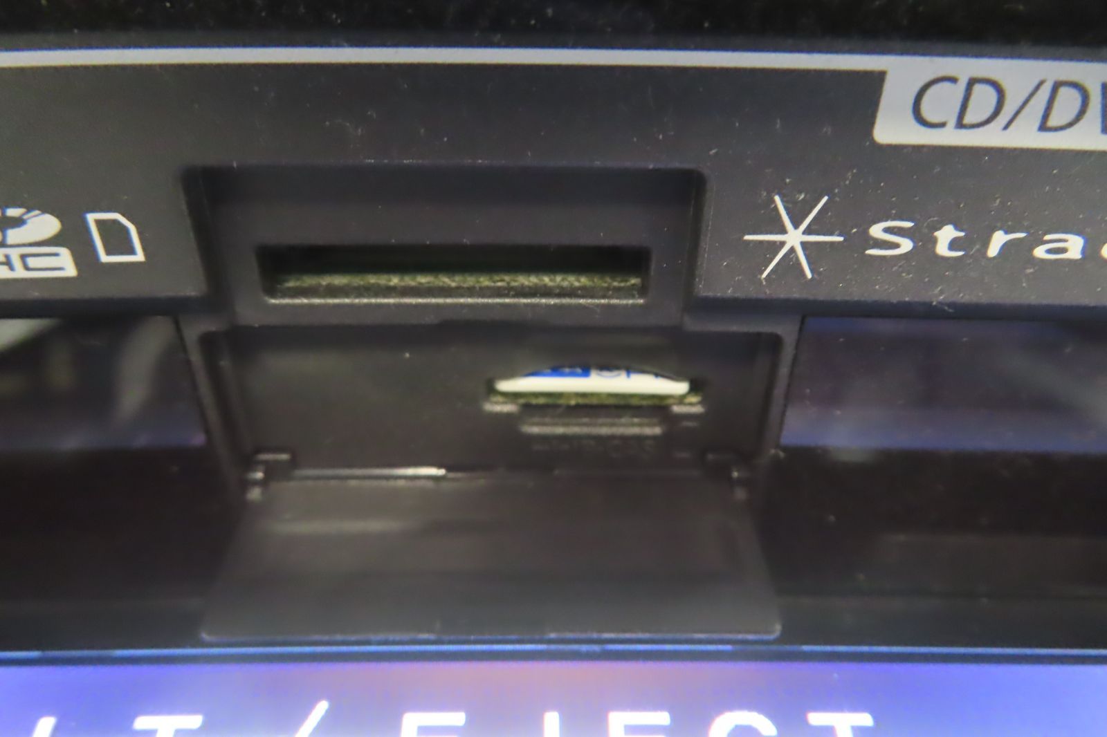 美品/完動品保証付☆W6869/パナソニック メモリーナビ CN-H500D TV地