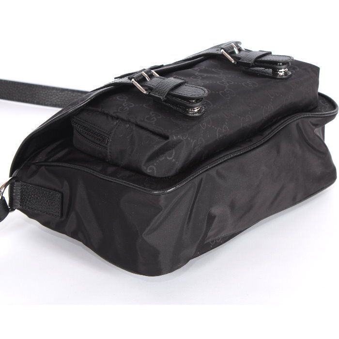 GUCCI グッチ GG ナイロン メッセンジャーバッグ ブラック 510335