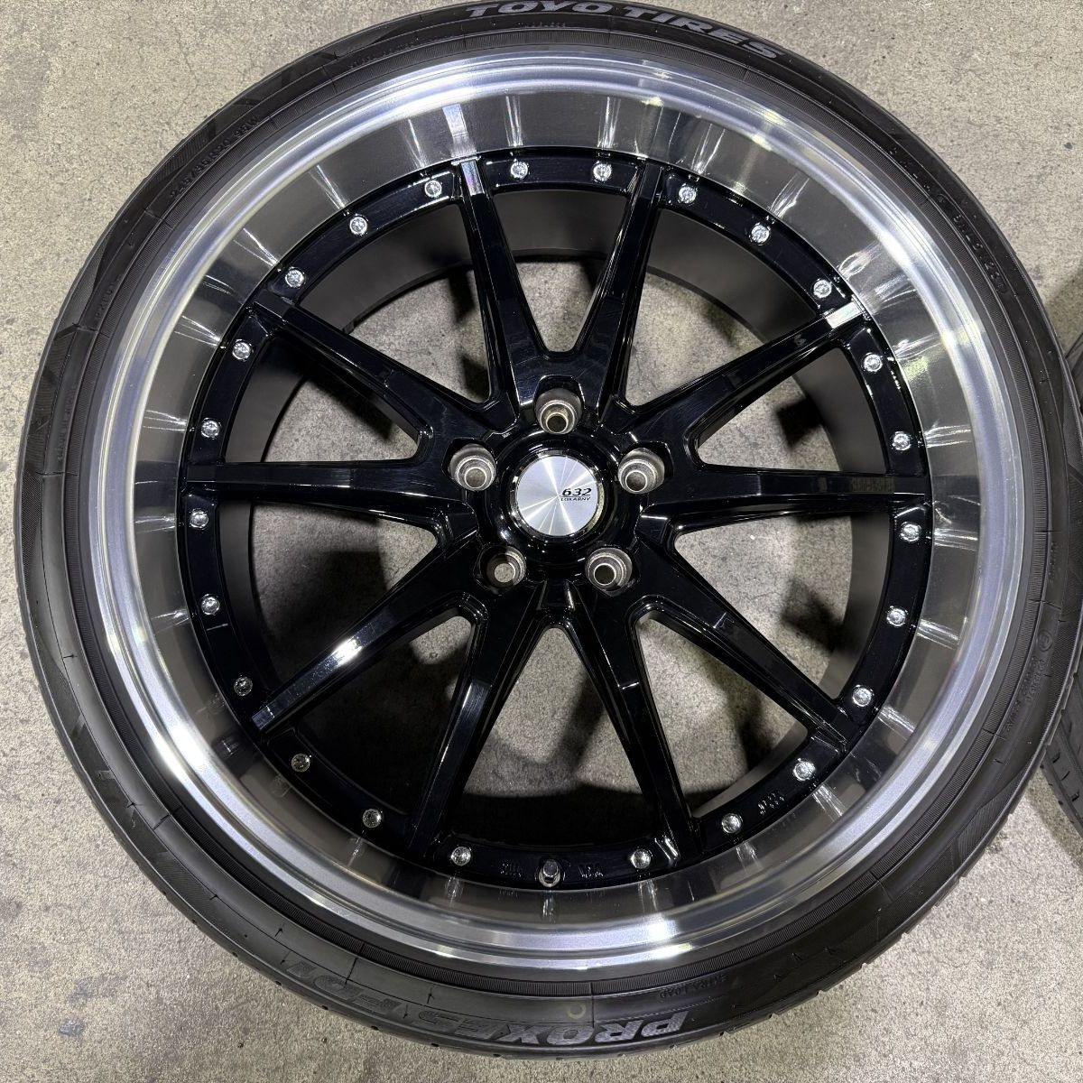 クロノグラスター 20インチアルミホイール