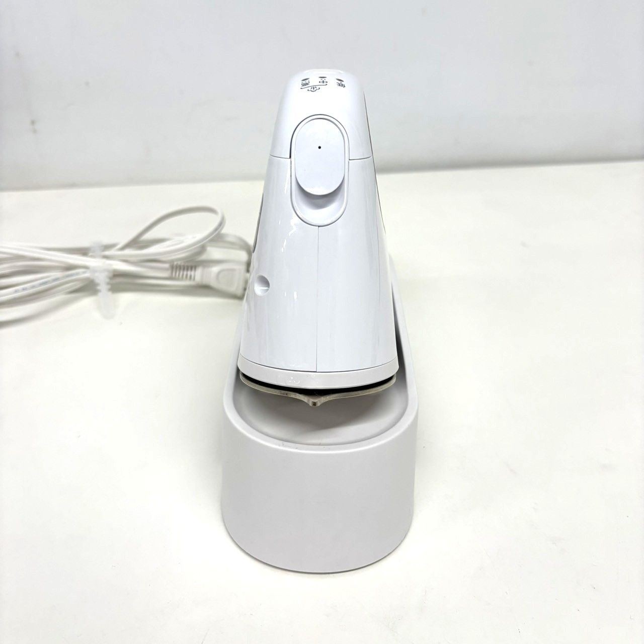 中古品】TOSHIBA 東芝 コードレス衣類スチーマー TAS-X5 GI - メルカリ