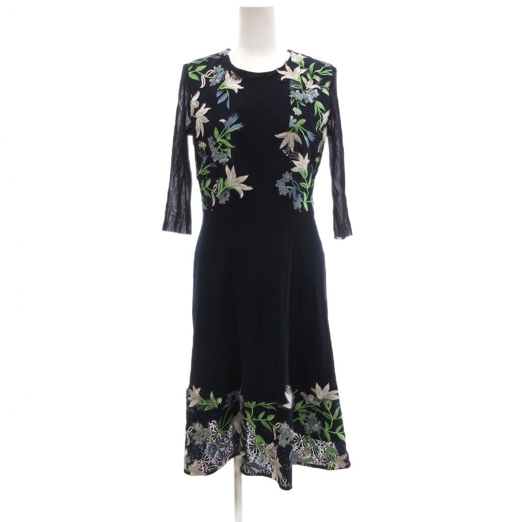 07T214☆ VIVIENNE TAM 花柄 刺繍 ひざ丈ワンピース 春夏 S 07T214☆ VIVIENNE TAM 花柄 刺繍 ひざ丈ワンピース 春夏 S 【公式通販】