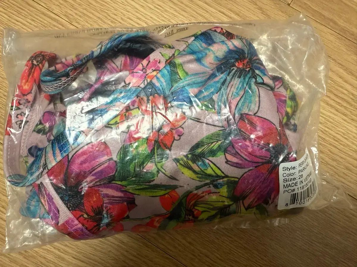 JOLYN 水着 PERRY 28