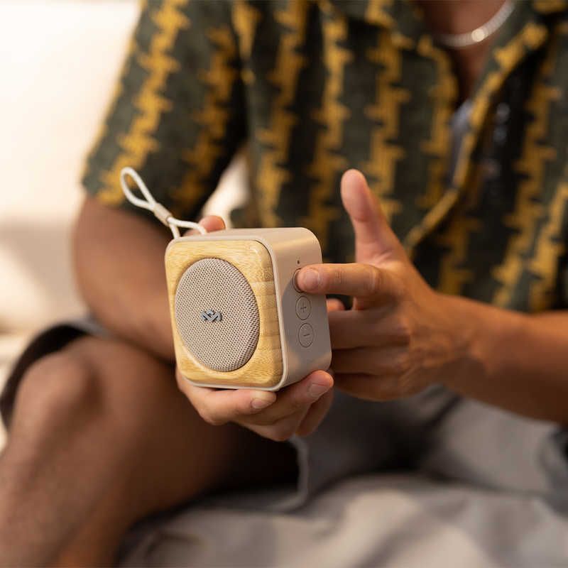  HOUSEOFMARLEY ワイヤレススピーカー 防水 | Bluetooth対応 クリーム EM ROOTS CE ♥ その他 スピーカー ウーファー