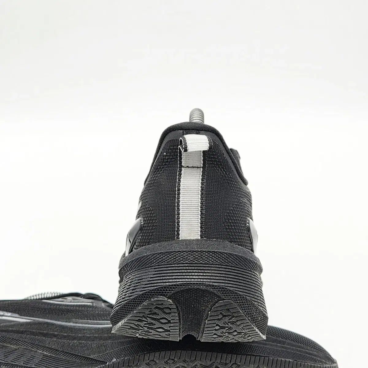 エクスステップ 2000 km 3 0 ブラック 275