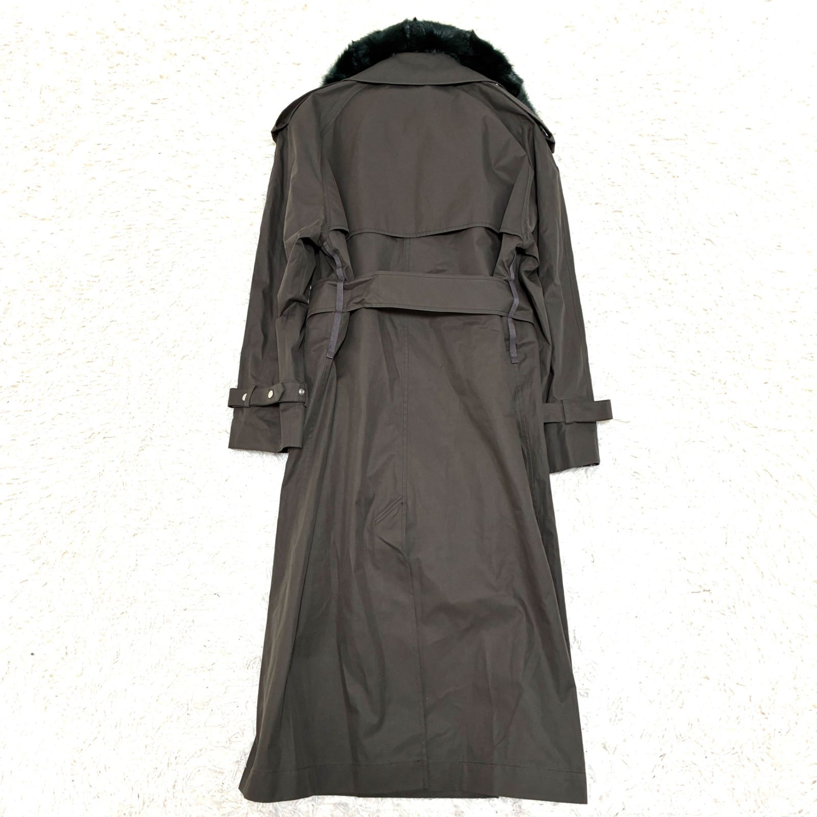 美品【マキシ丈】バーバリーロンドン　ロングコートM シャドーチェック　毛　カーキ バーバリーから英国国王の私邸庭園「ハイグローブ・ガーデン」着想