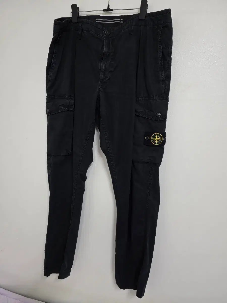 ストーンアイランド ブラック カーゴ ズボン ウエスト 40インチ