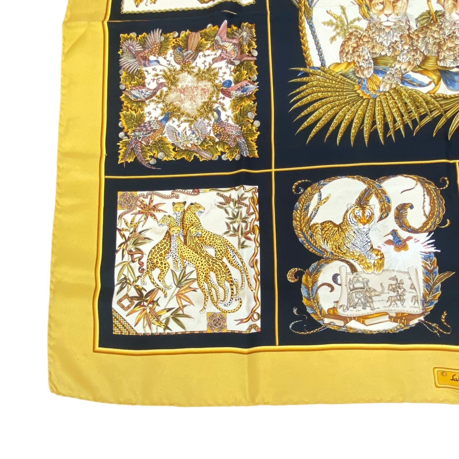 サルバトーレフェラガモ スカーフ ベージュ ブラック アニマル 中古 Bランク Salvatore Ferragamo | 極美品 Salvatore Ferragamo サルヴァトーレ フェラガモ スカーフ