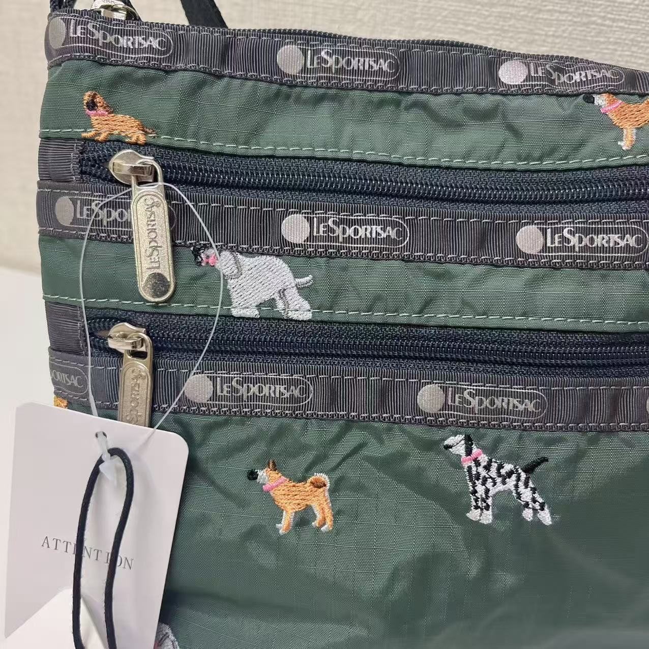 レスポートサック ショルダーバッグ 犬 刺繍 - メルカリ