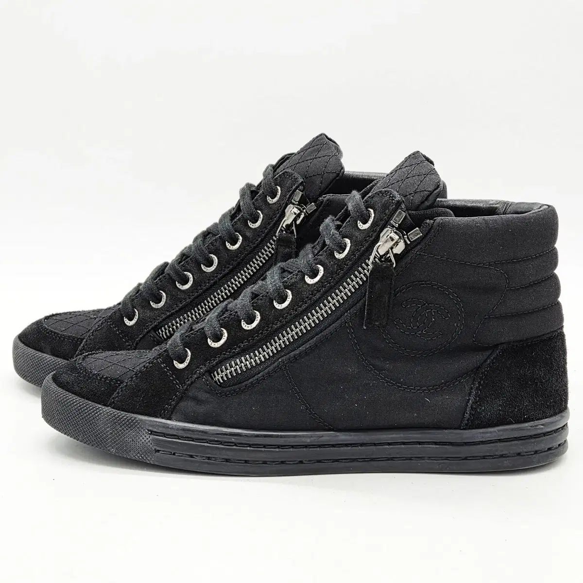 シャネル ウィメンズ CCロゴ ハイトップ スニーカー ブラック 36