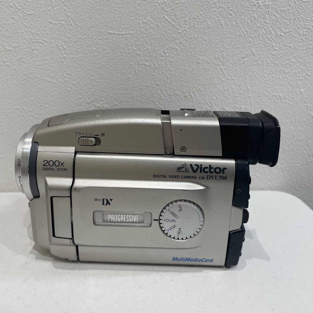 Victor ビクター デジタルビデオカメラ GR-DVL700 200X - メルカリ