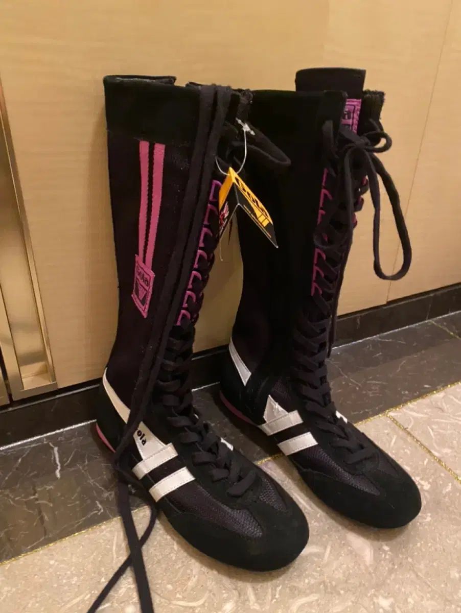 gola スニーカー ロングブーツ