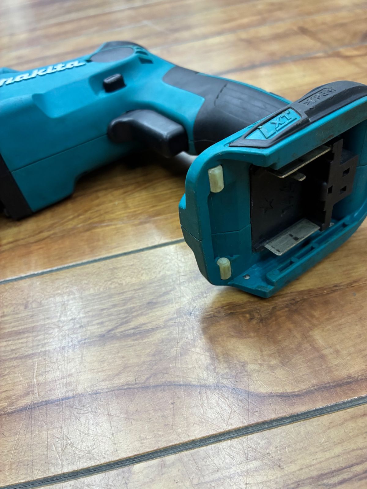 makita マキタ 14.4V 充電式 ハンマドリル 本体のみ HR164DZ ② マキタ 