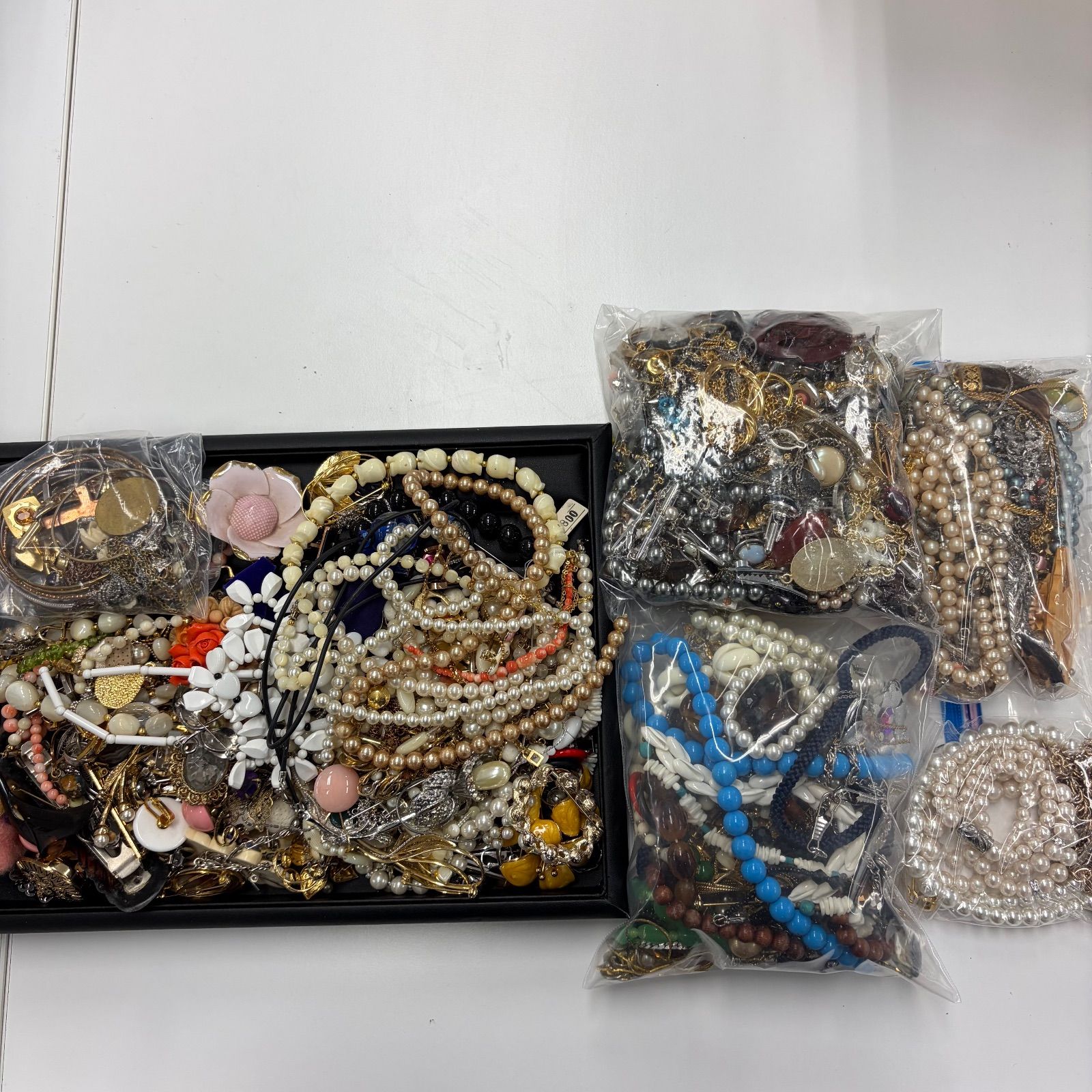 イミテーションアクセサリー まとめ売り 【アクセサリー】4.0㎏超え