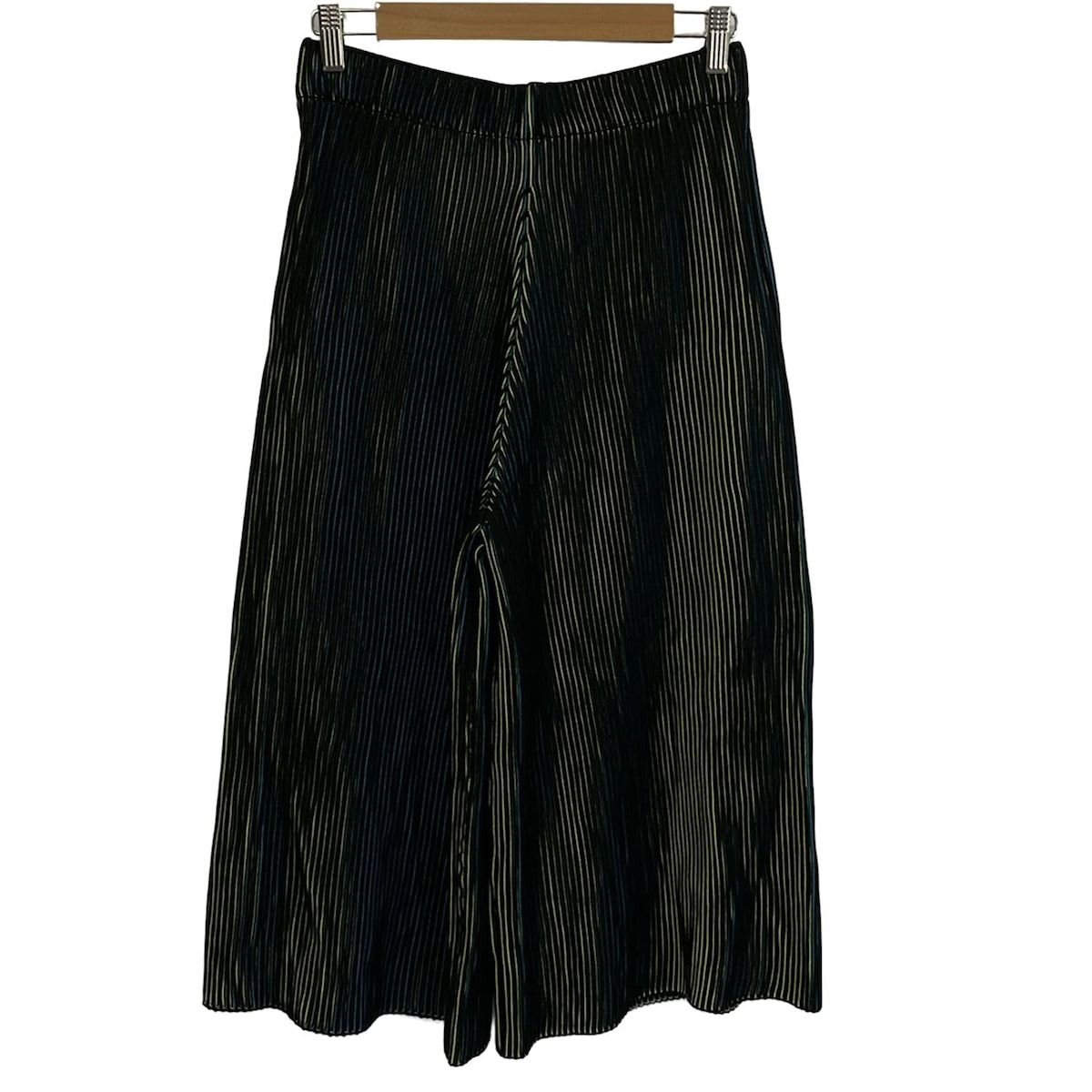 me ISSEY MIYAKE ミー|イッセイミヤケ パンツ レディース - 黒×イエロー×ブルー フルレングス|プリーツ