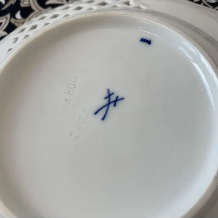 マイセン ブルーオニオン 透かし皿 メッシュプレート 15cm - メルカリ