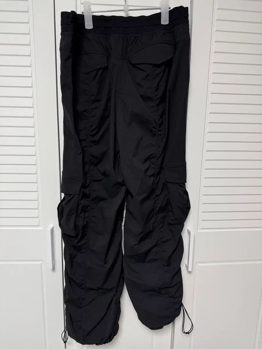 スタジオ カーゴパンツ