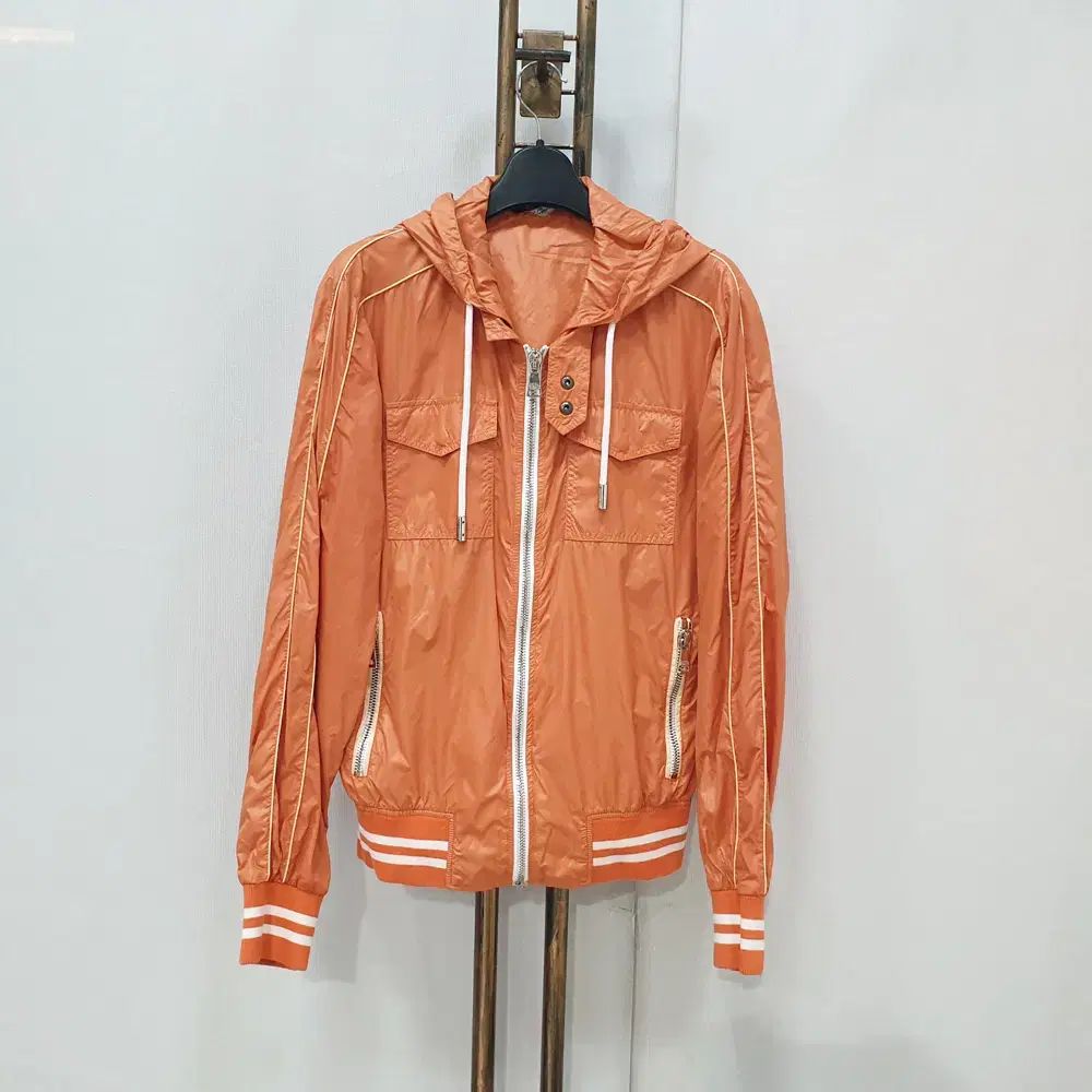 JJ 28970 ドルチェ＆ガッバーナ フードジップアップ ウィンドブレーカー 46 90