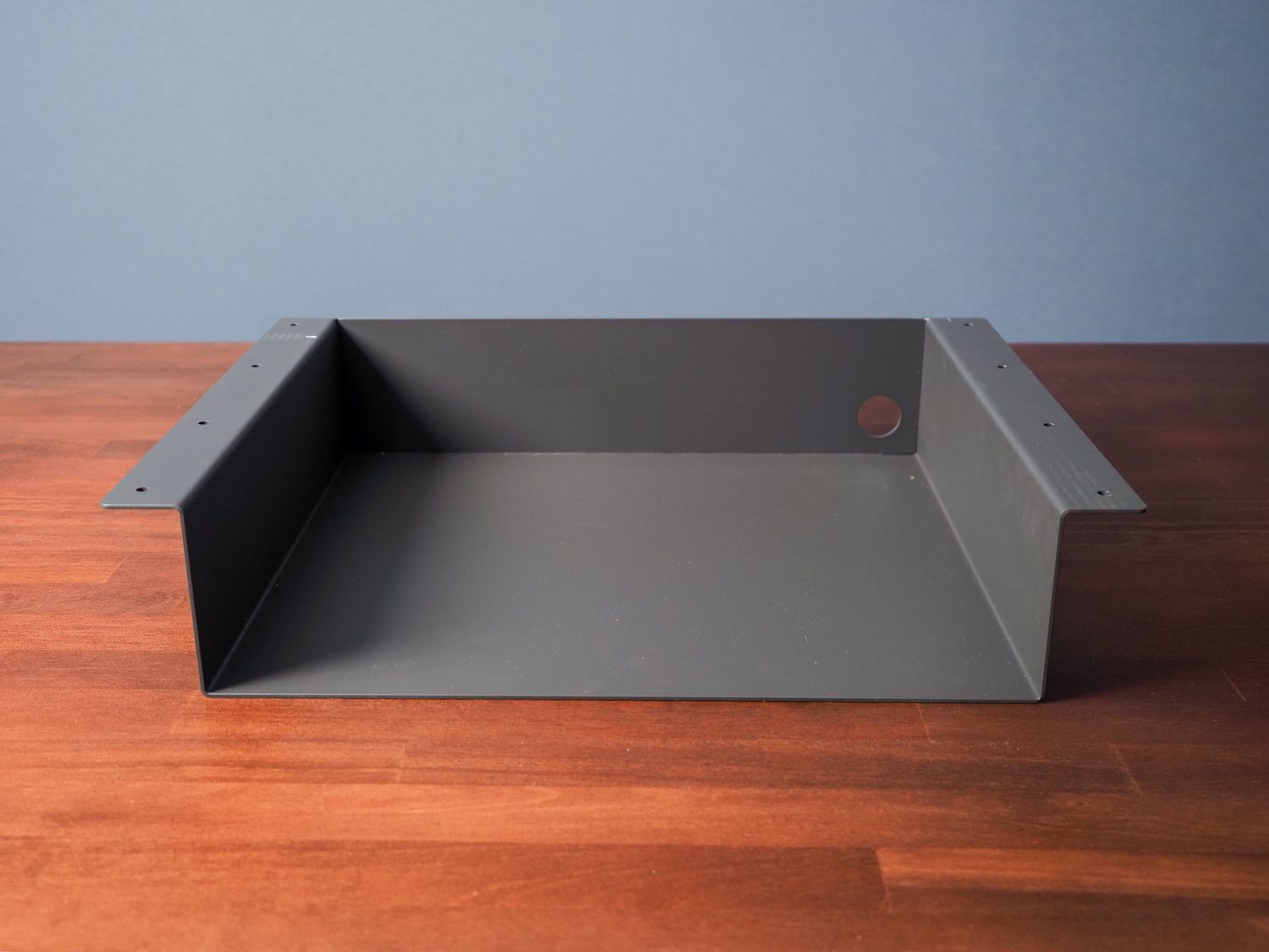 アイアンラック | デスク下収納 ×100 mm ノートPC収納BOX マットブラック 艶消しブラック 頑丈 日本製 DIY 日曜大工 テーブル デスク取付 ビス固定 取付ビス付 M-