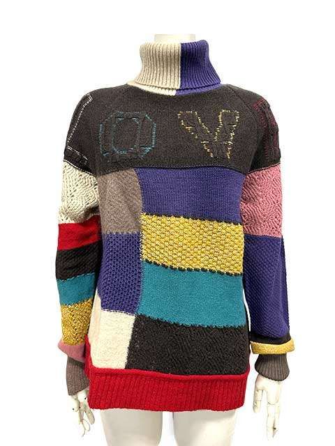 未使用】【新古品】MOSCHINO モスキーノ 新品タグ付き ロゴ タートル