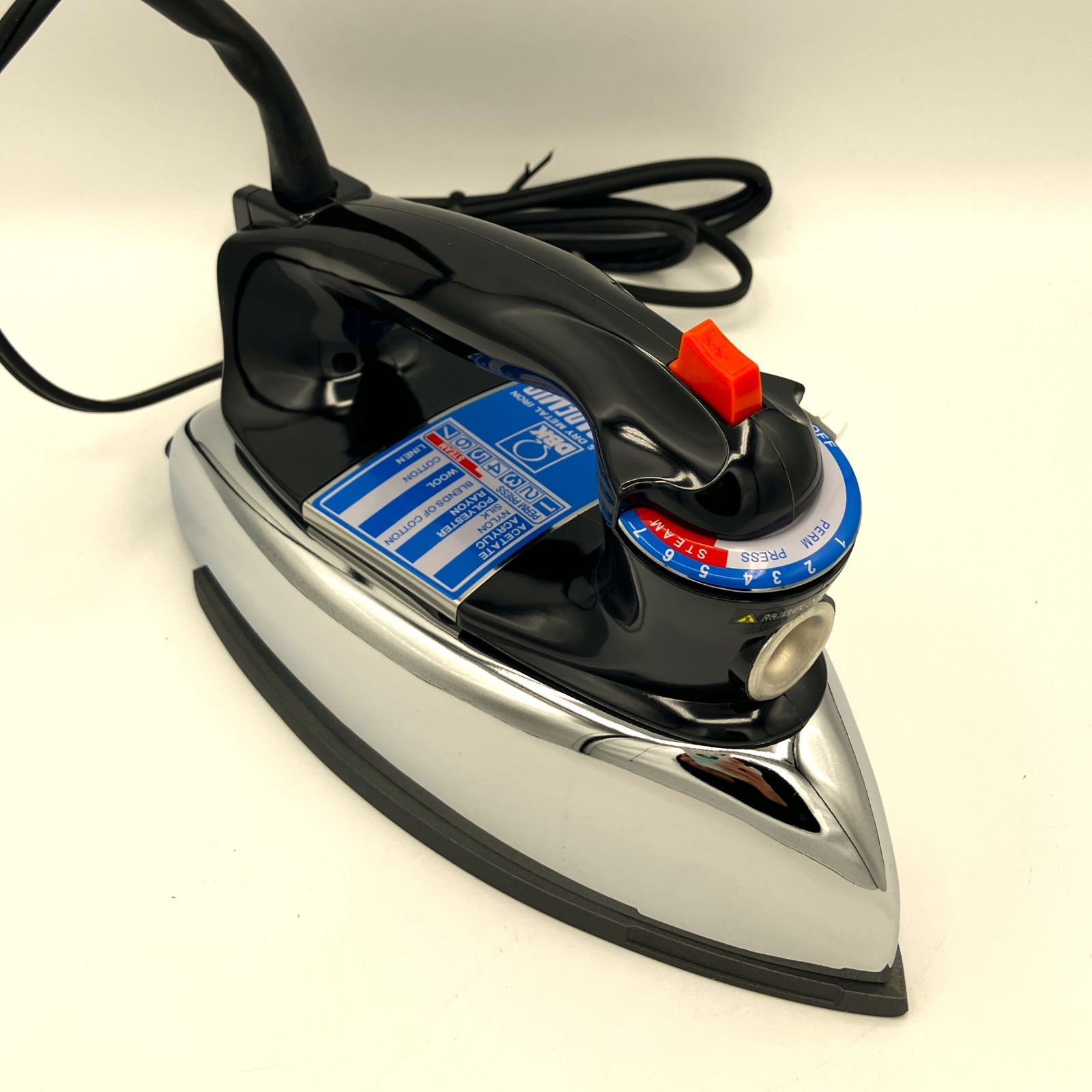 未使用品】DBK スチーム＆ドライ アイロン THE ACADEMIC J80T - メルカリ