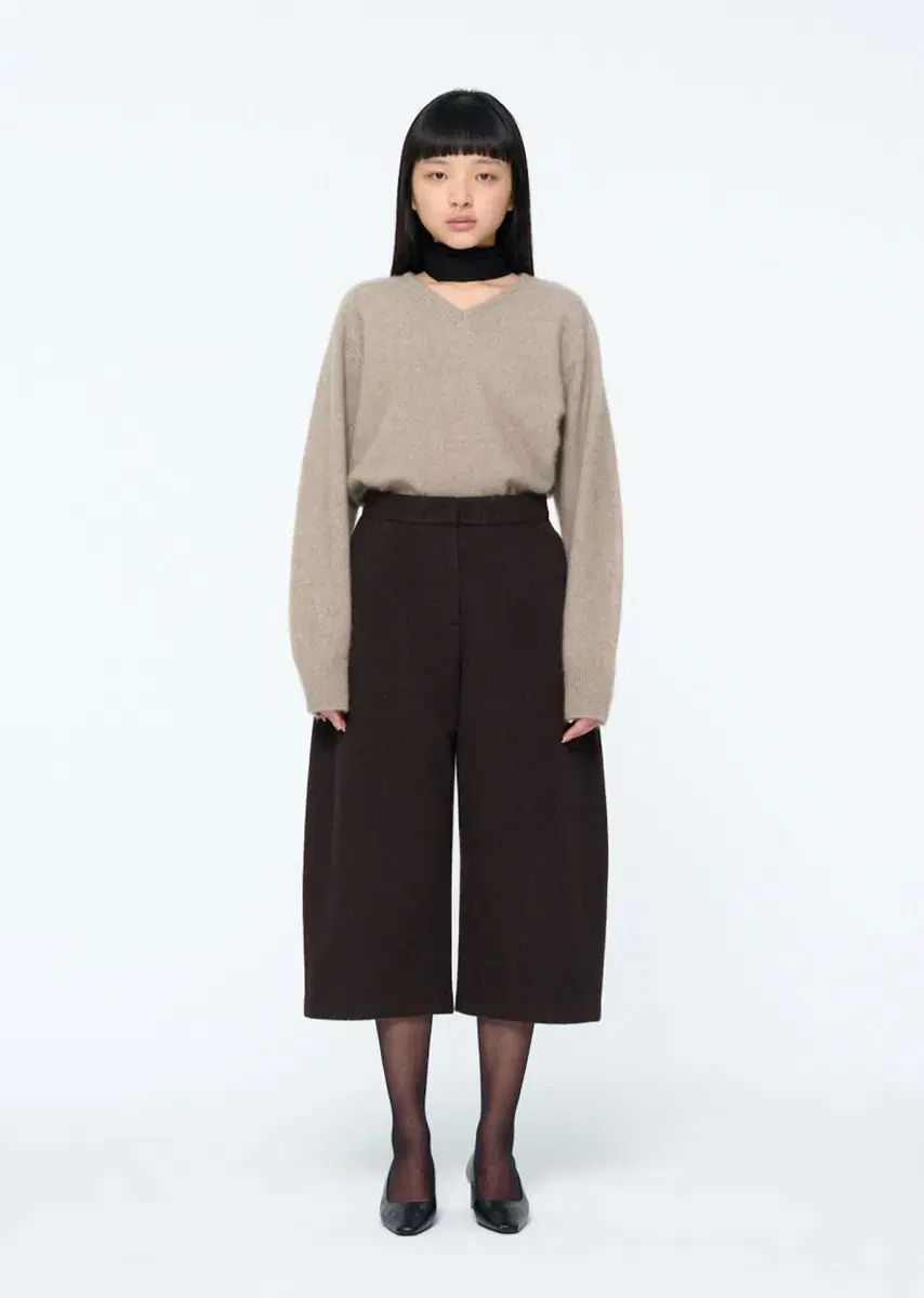 AMOMENTO アモーメント Curved Culotte Pants ブラック