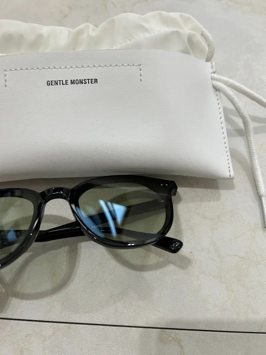  GENTLE MONSTER ジェントルモンスター RANG サングラス サングラス 小物