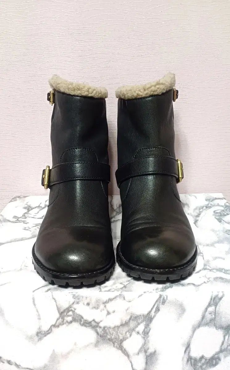 マークバイマークジェイコブス チェルシーブーツ 37ハーフ 240