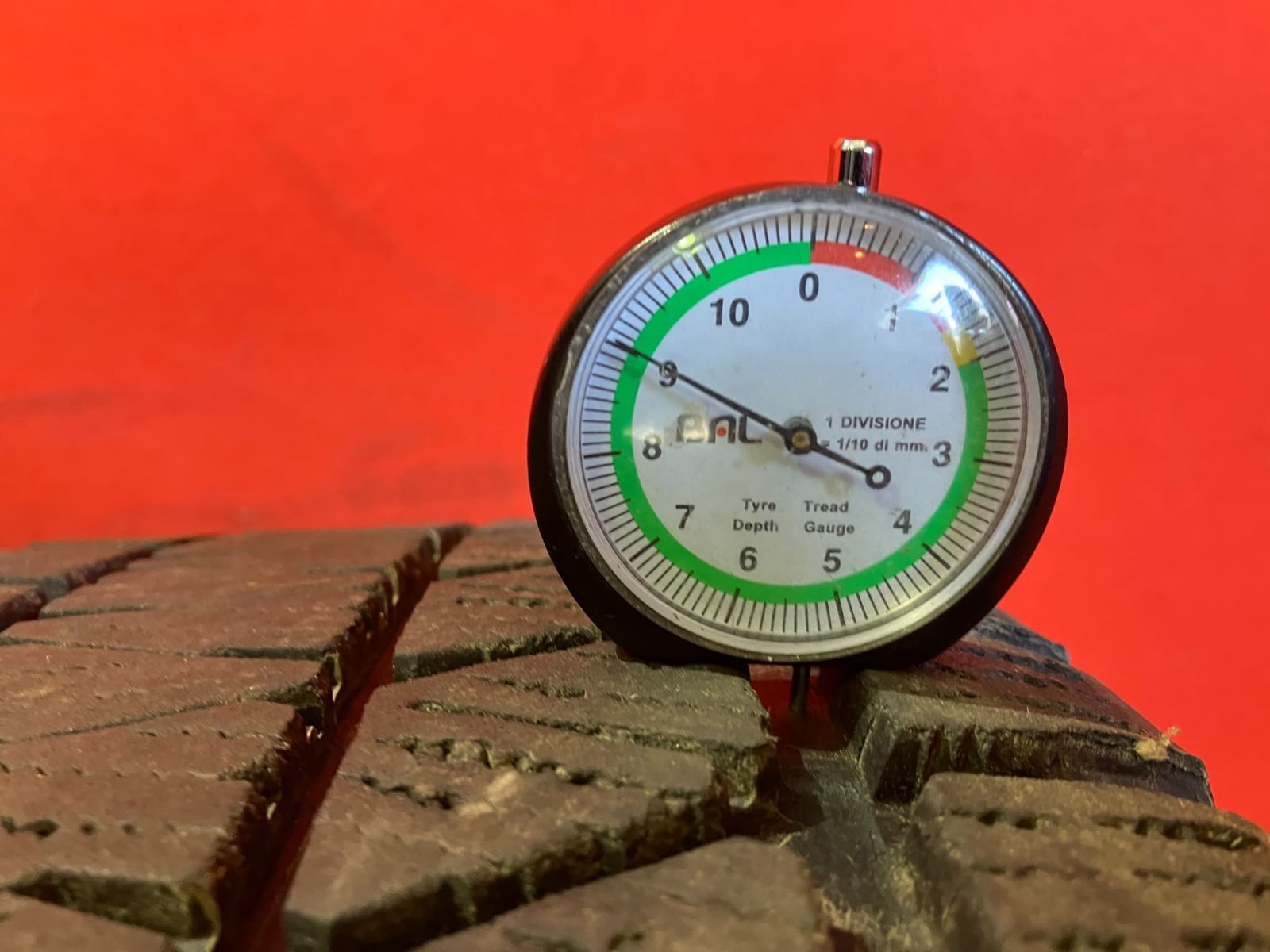 スタッドレスタイヤ 275|70 R 16 DM-V 3 4本SET