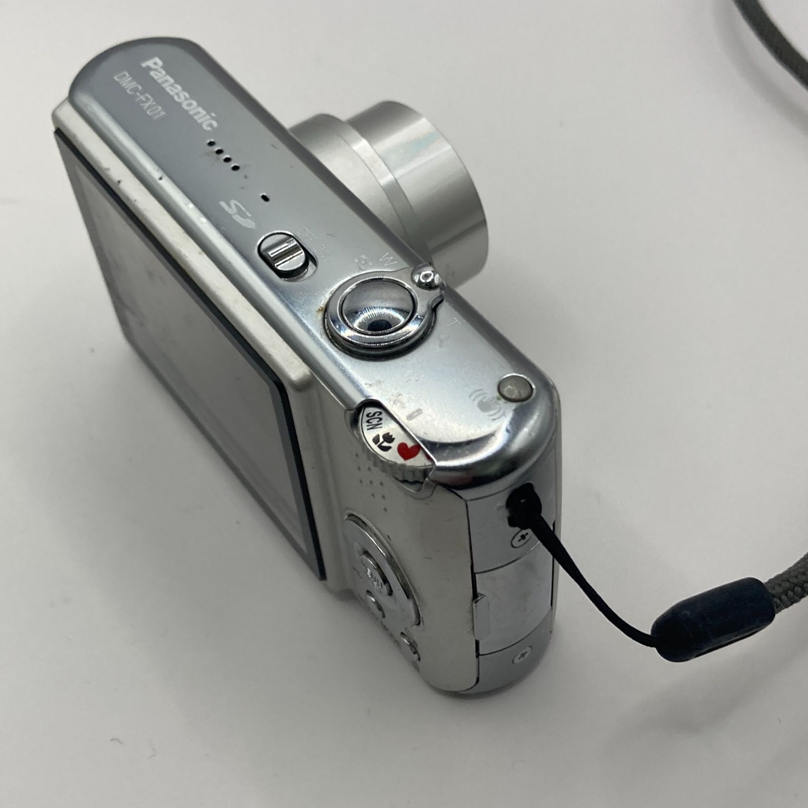 ジャンク Panasonic LUMIX DMC-FX01 コンパクトデジタルカメラ 600万