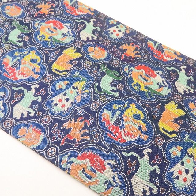 ❁tomihisa❁ 龍村美術織物 獅噛鳥獣文錦×紅牙瑞錦 着物 正絹 浴衣 リバーシブル”表も裏も主役 歴史と異国情緒を纏う楽しみ”半幅小袋帯 7537