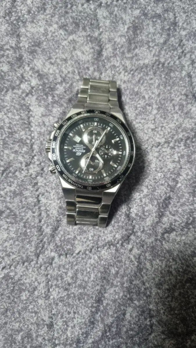 カシオ エディフィス メタル リスト時計