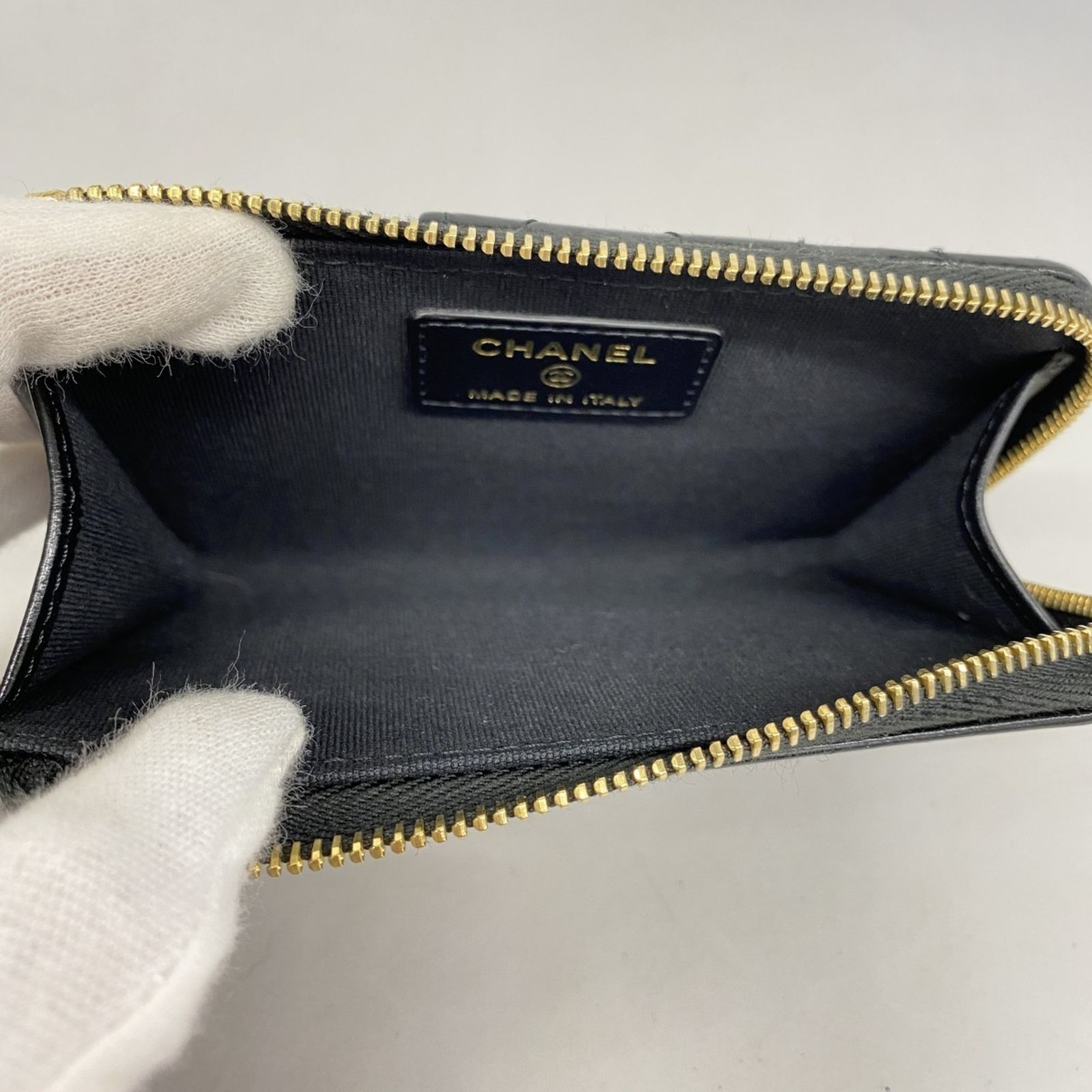 パテントレザー ブラック