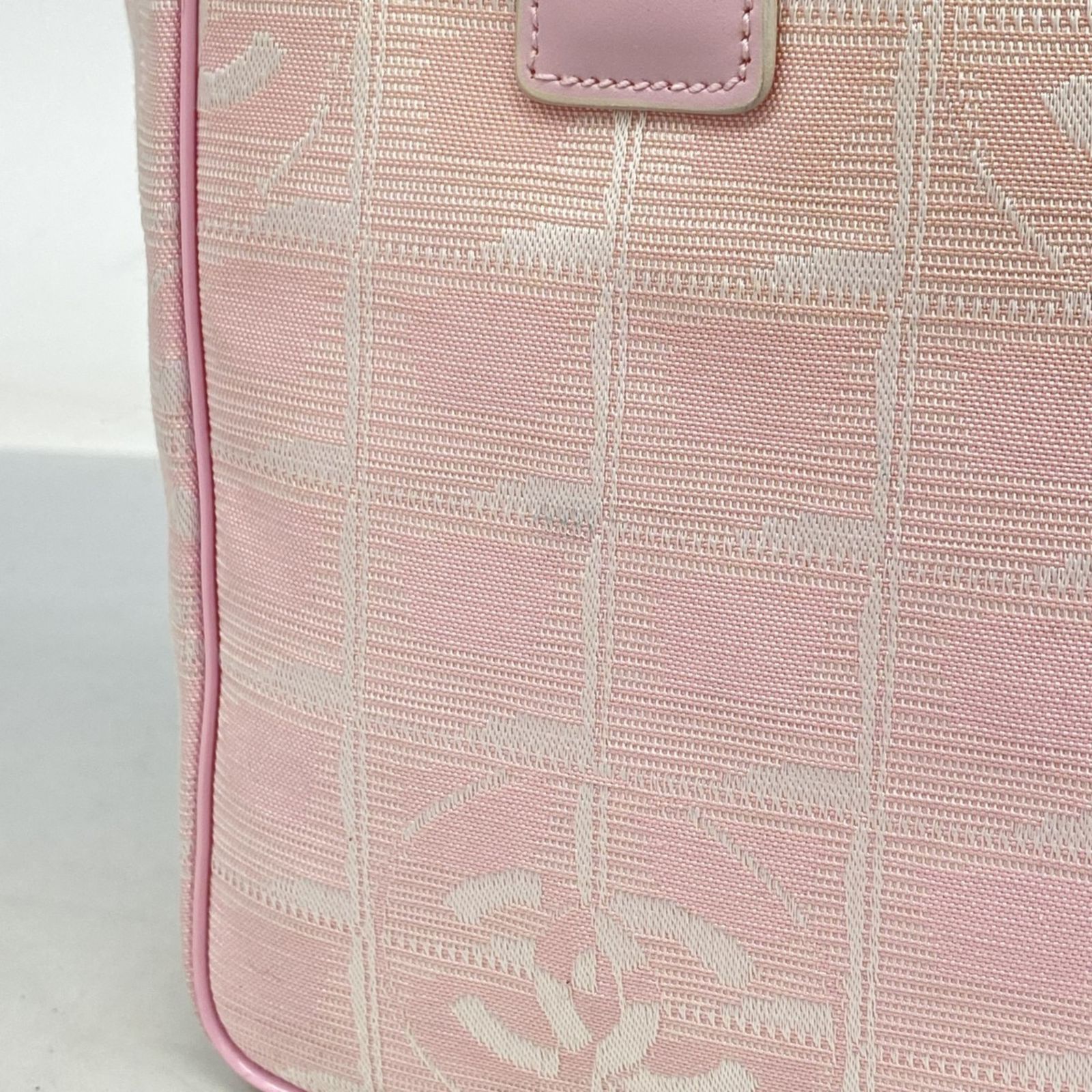 CHANEL シャネル ニュートラベル ハンドバッグ キャンバス ピンク 【中古】 レディース シャネル(Chanel) シャネル ハンドバッグ ニュートラベル ナイロン