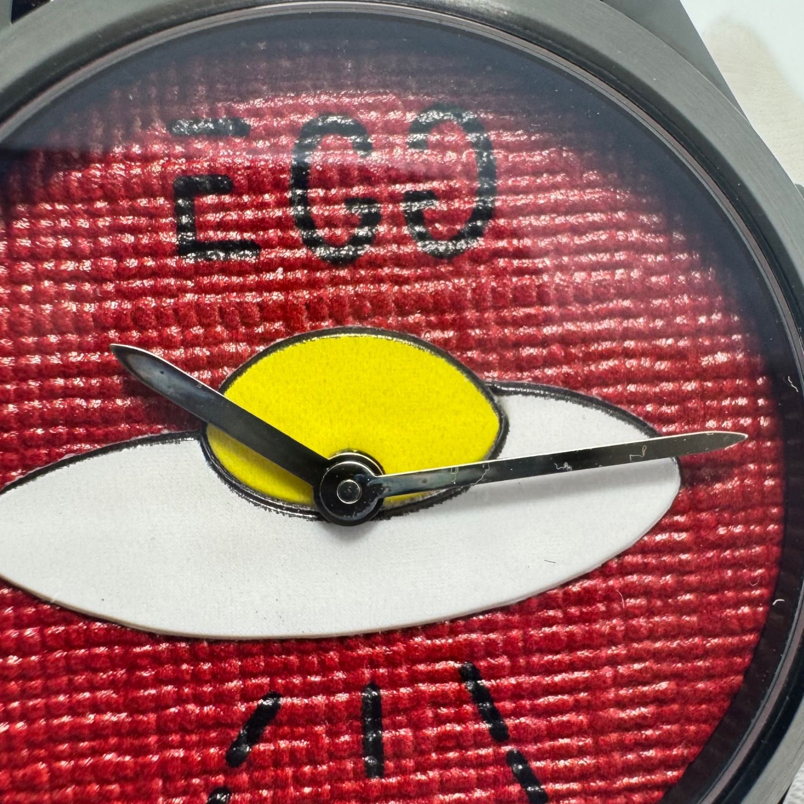 森田275グッチ　Gタイムレス　126.4 UFO EGG 腕時計　美品 グッチ G-タイムレス ゴースト UFO EGG ユニセックス YA1264023