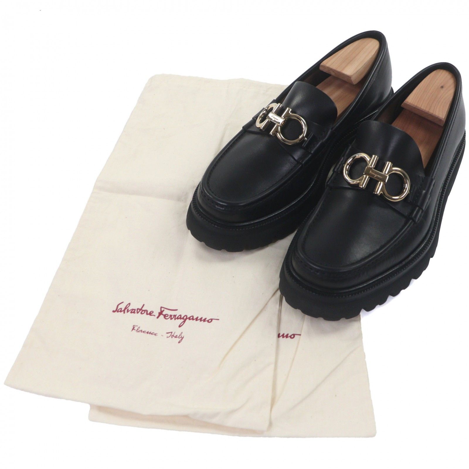 Salvatore Ferragamo サルヴァトーレフェラガモ レザー ダブルガンチーニ ローファー ブラック ゴールド金具 6.5 保存袋付き イタリア製 メンズ