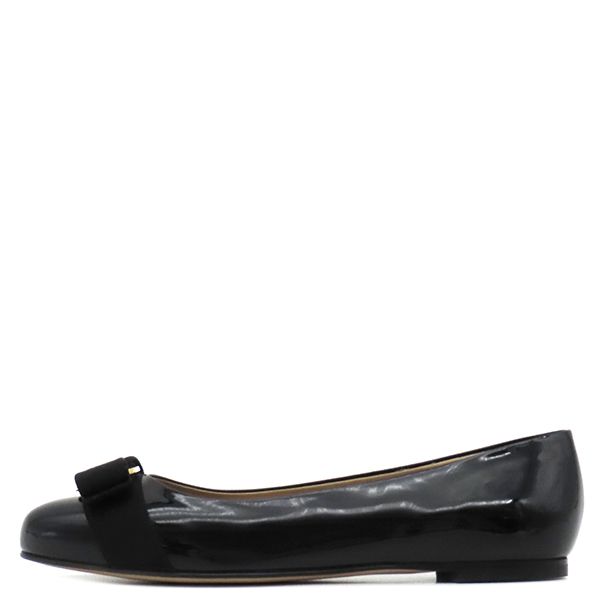 サルヴァトーレ フェラガモ Salvatore Ferragamo パンプス ヴァリナ エナメル ブラック 6.5 ゴールド金具 黒 パテントレザー ヴァラ リボン 1 A 181 574556 箱