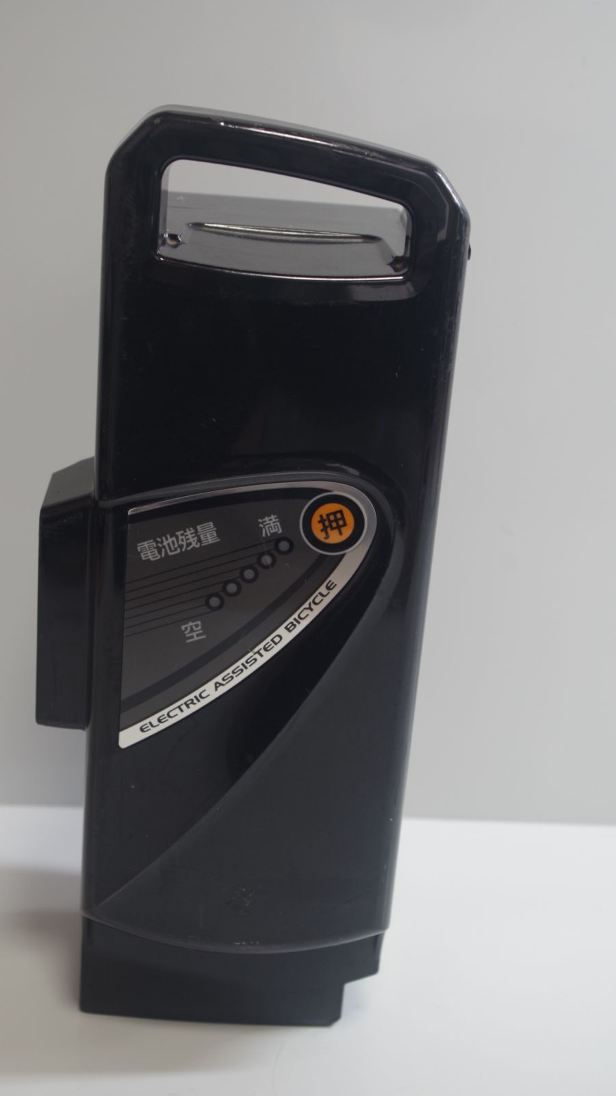 A 4004 パナソニック 8 Ah 3点 灯 Panasonic 電動自転車 バッテリー バッテリーは高品質