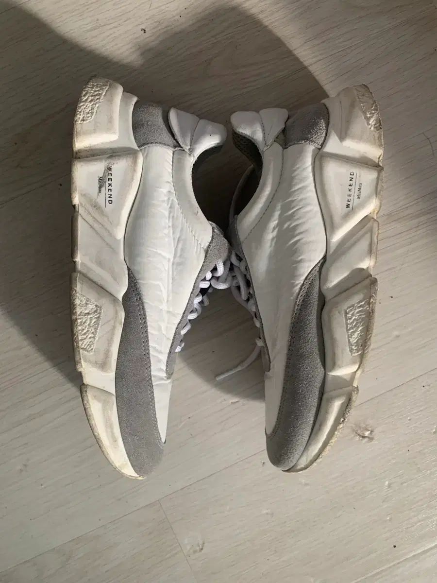 Weekend MAX MARA マックスマーラ スニーカー 白