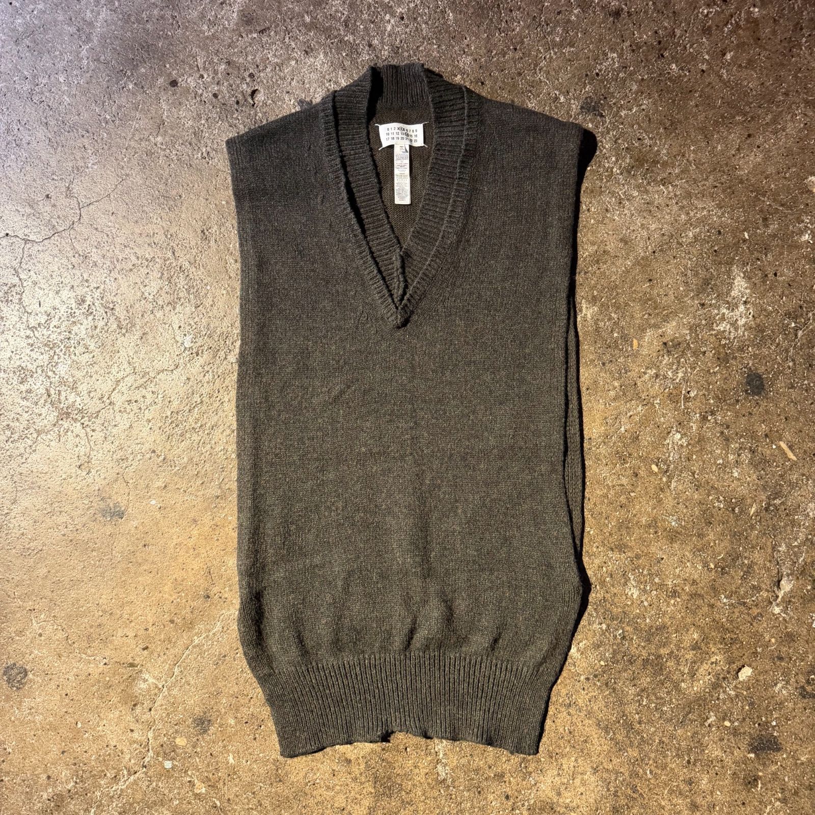 MAISON 22 aw アイコンズ ウールリネンタバード グリーン系 S メゾンマルジェラ Vネックニットベスト