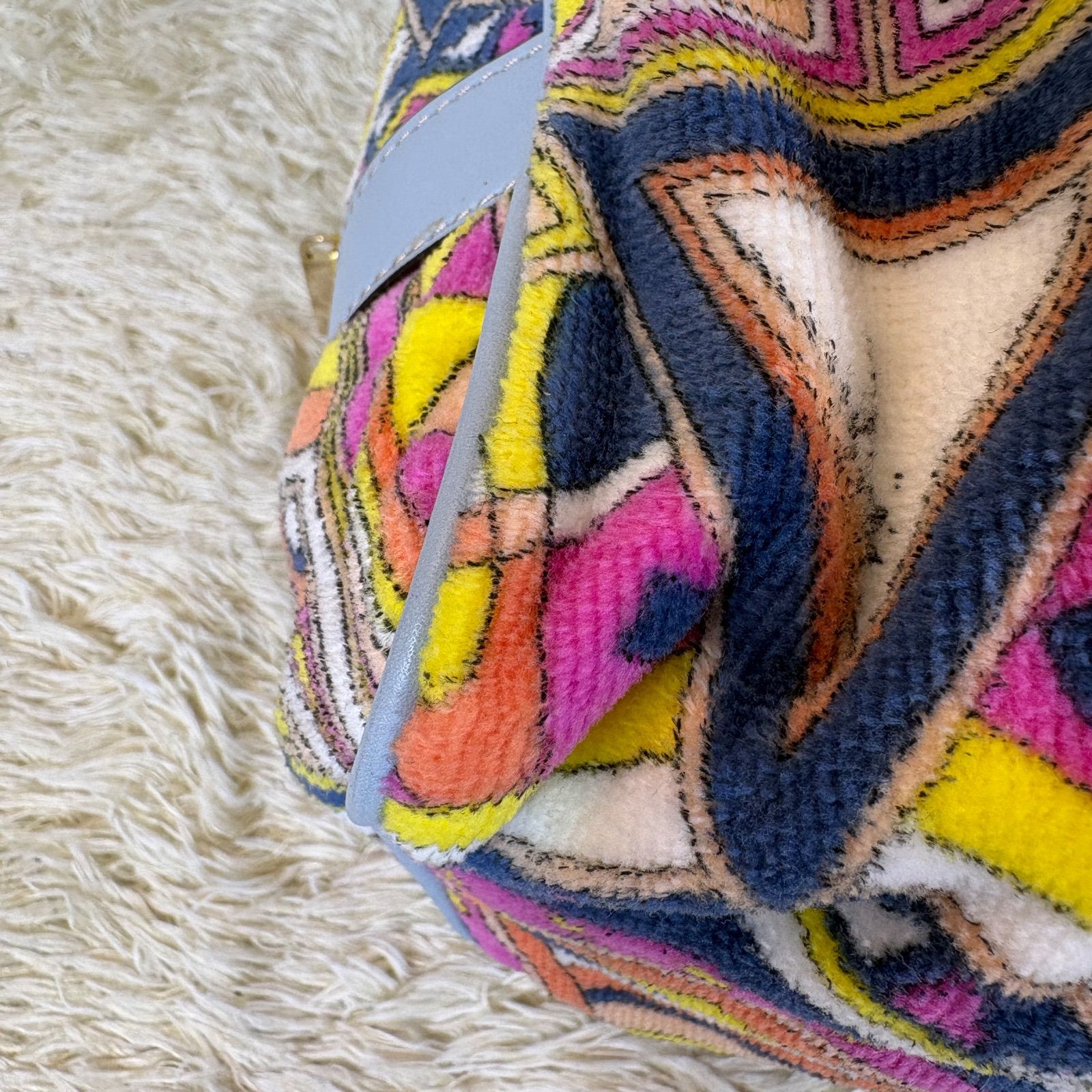 EMILIO PUCCI カラフルな抽象模様 ミニバッグ branddepot-tokyo_g1511