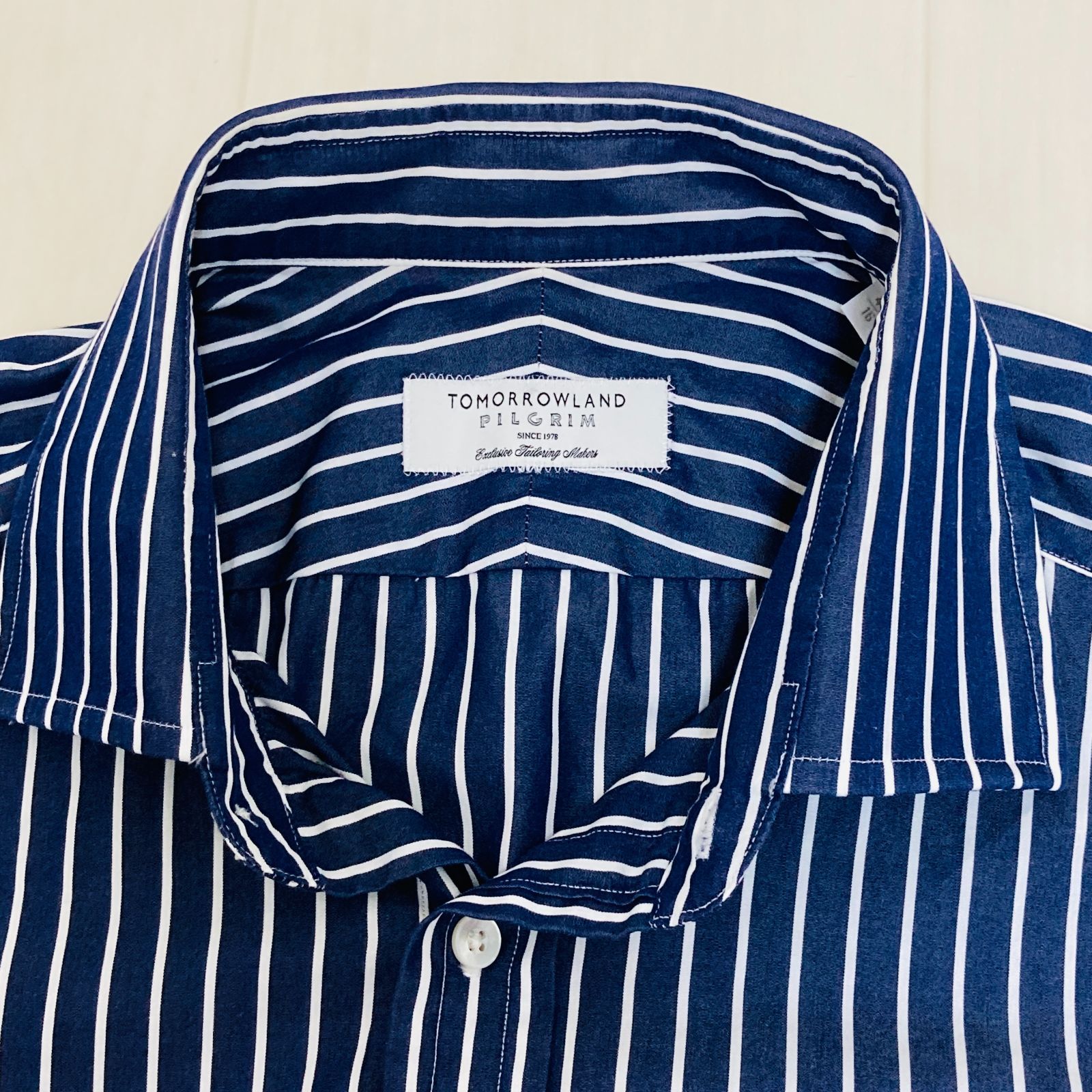 美品 トゥモローランド ピルグリム シャツ ストライプ ビジネス 長袖 TOMORROWLAND PILGRIM トゥモローランド ピルグリム ストライプシャツ