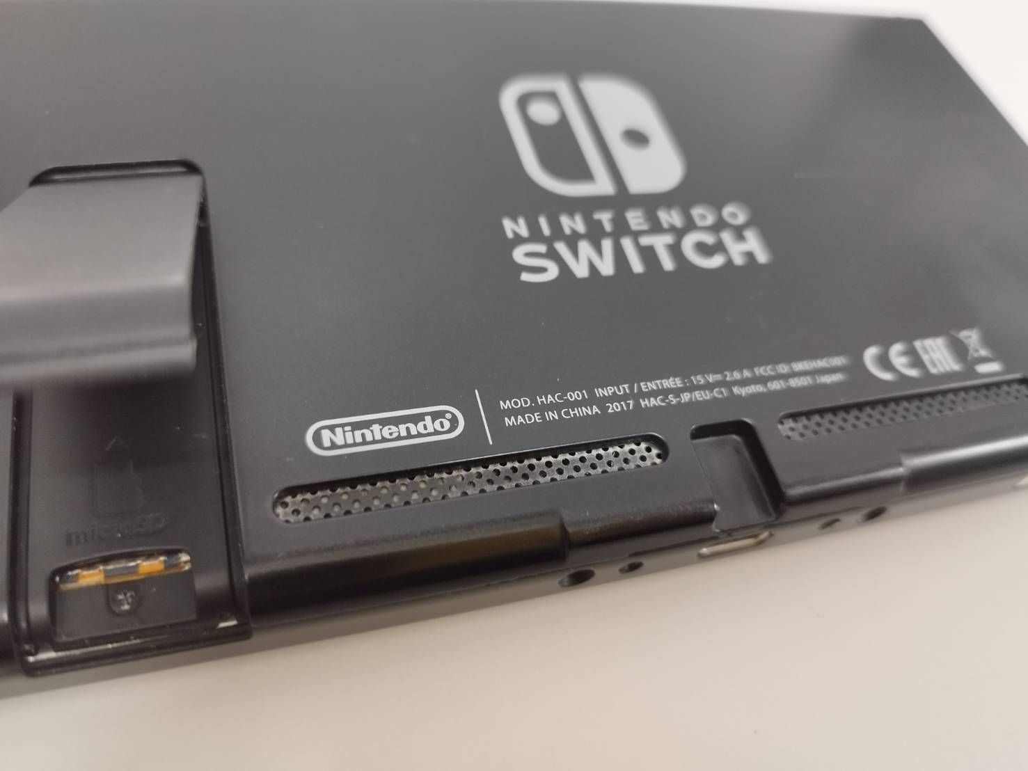 Nintendo Switch HAC-001/2017年製/本体のみ！ - メルカリ