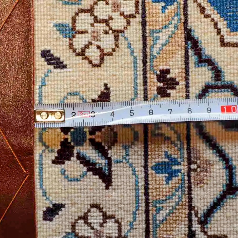 ペルシャ絨毯 ナイン産 (6La) 本物 手織り ペルシャラグ 手織り絨毯