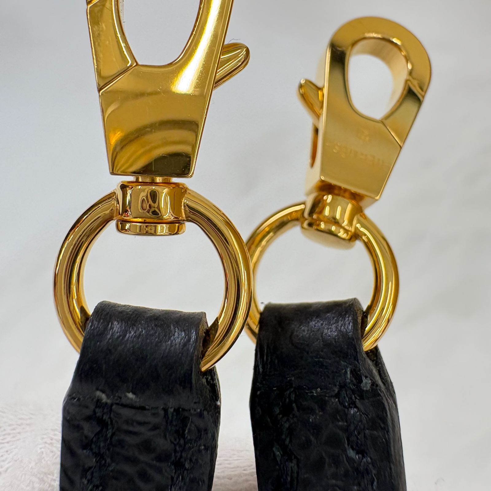  鑑定済み エルメス シェーヌ ダンクル ブラック ブラウン ゴールド金具 レザー Z刻印 バッグ ストラップ バンドリエール その他 小物