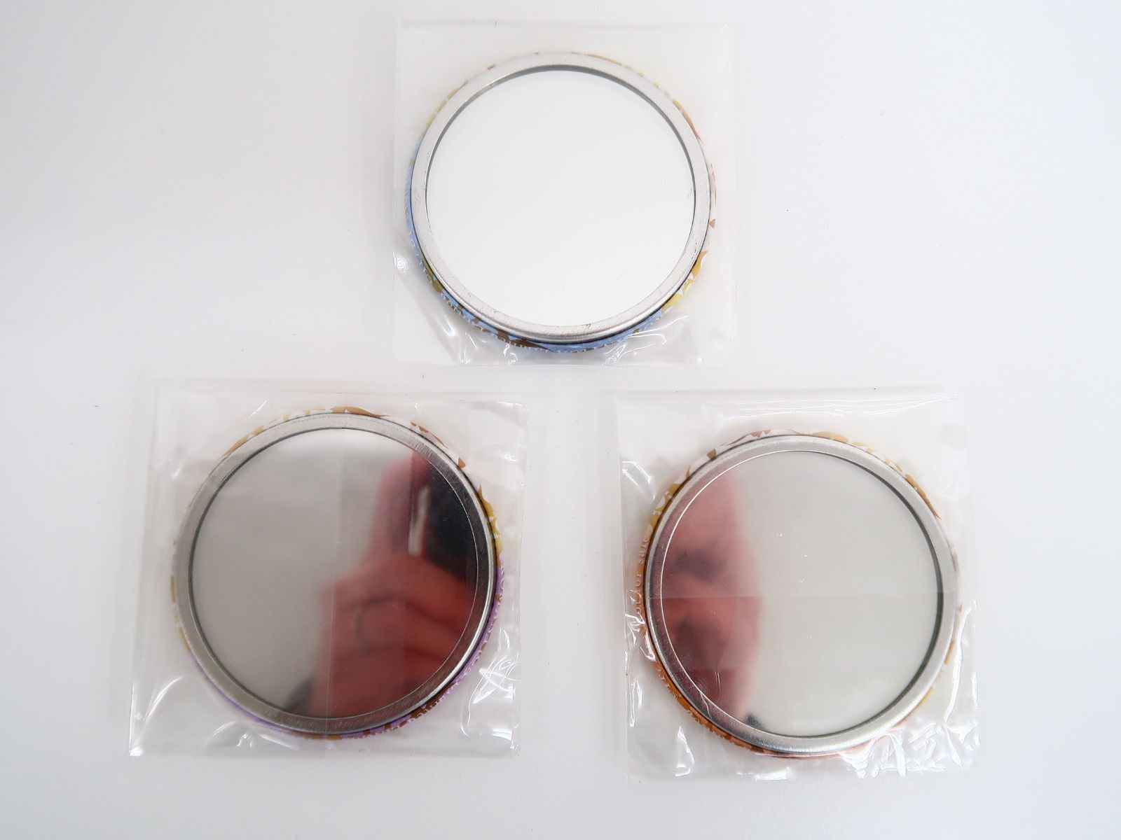 AMNESIA アムネシア トーマ缶バッジ型コンパクトミラー 缶ミラー単品 AMNESIA アムネシア トーマ缶バッジ型コンパクトミラー 缶ミラー単品